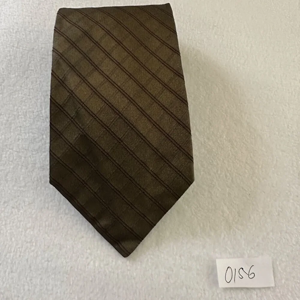 Banana Republic Brown Gold Classic 100% Silk Designer Tie Italy Made 59